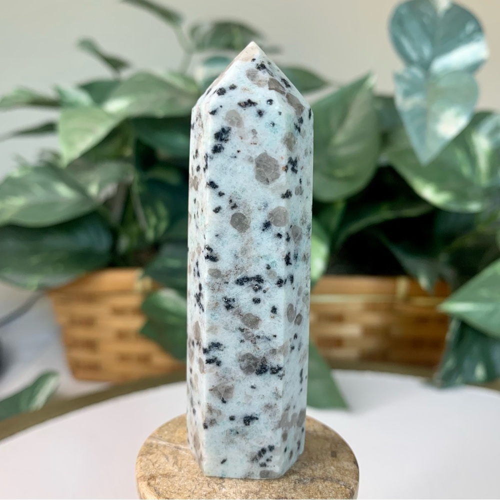 Kiwi Jasper Tower Crystal Healing Point Wand Chakra Reiki Meditation Stone 3.2in